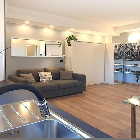 Smart Studio Milano - 1Min From The Subway Exteriör bild